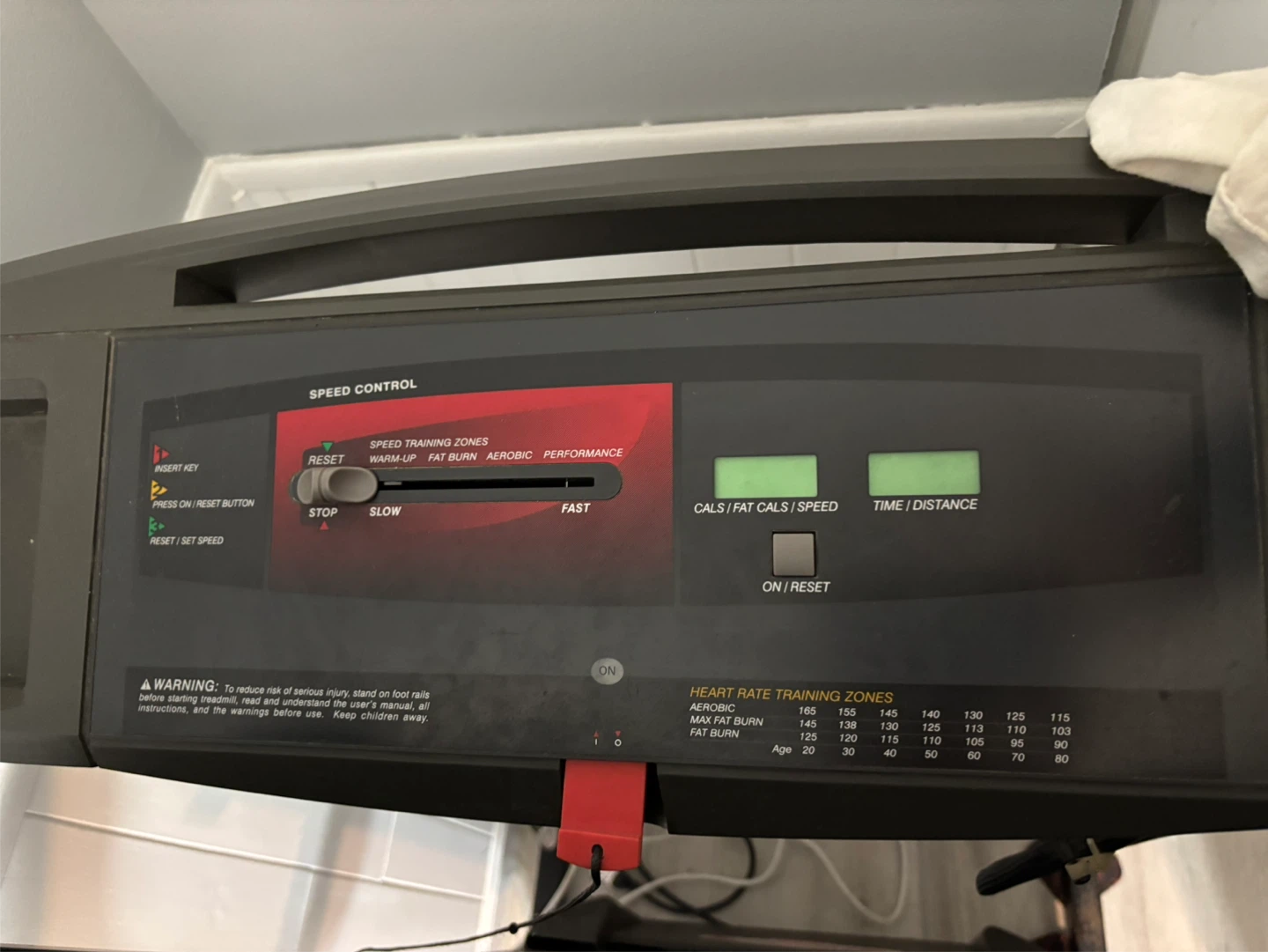 Weslo Cadence TS 300 Treadmill - photo 2