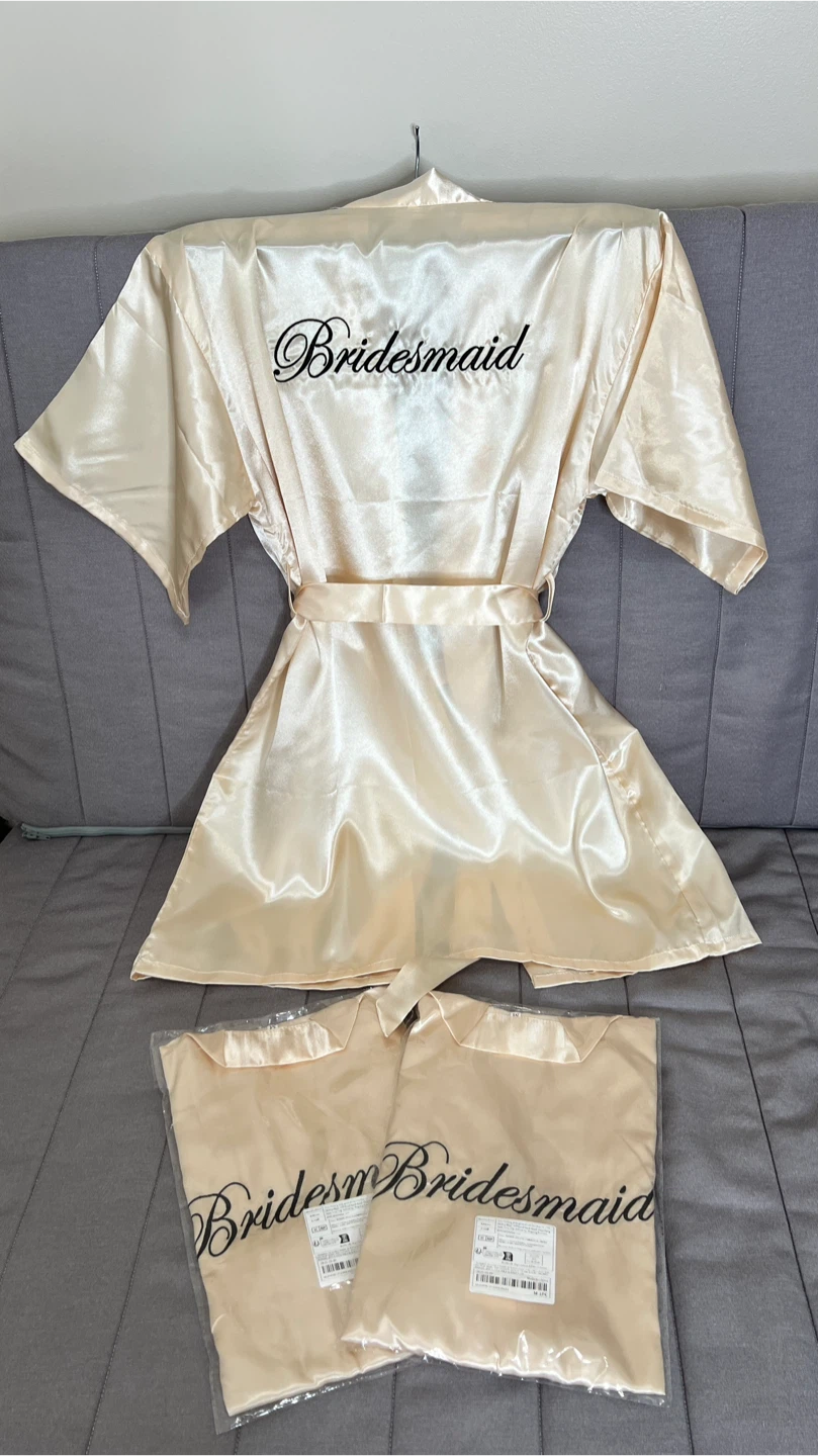 Bridesmaid Robe - Size M - New in Package