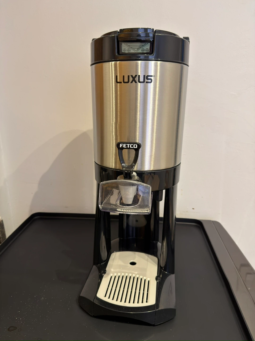 New FETCO LUXUS Dispenser