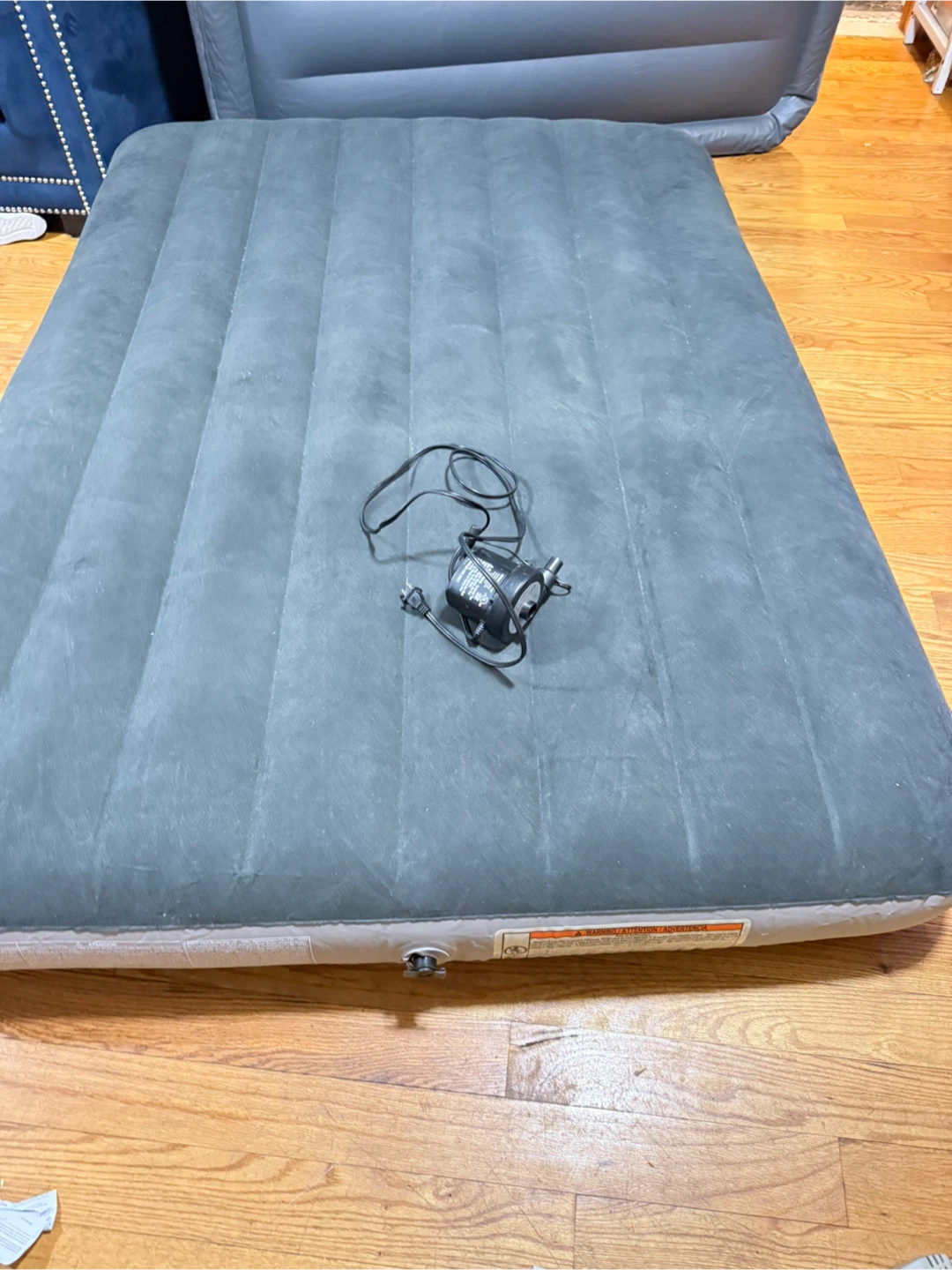 Intex Air Mattress full size - photo 2
