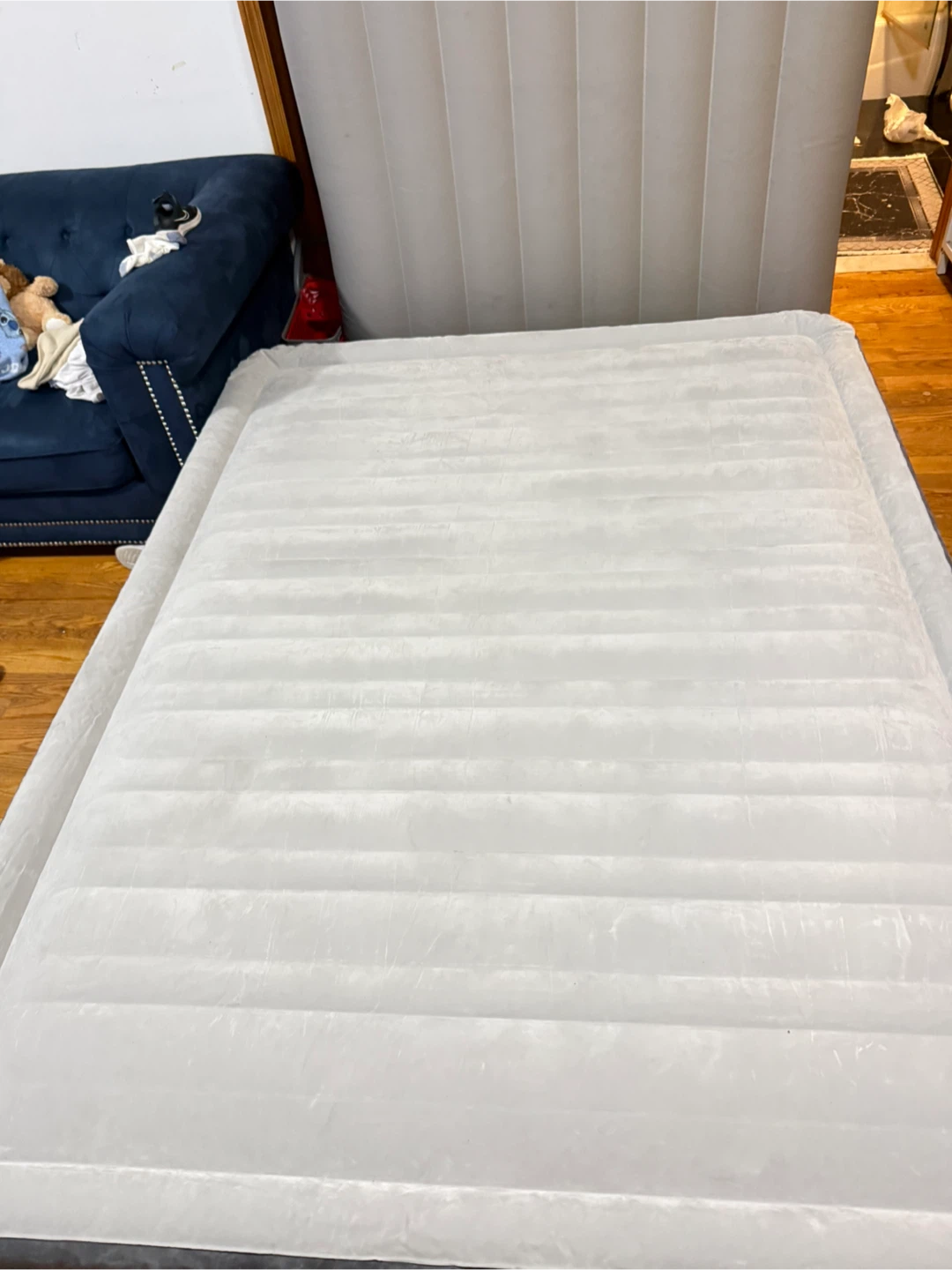 Airbed with Built-In Pump Queen size - photo 4