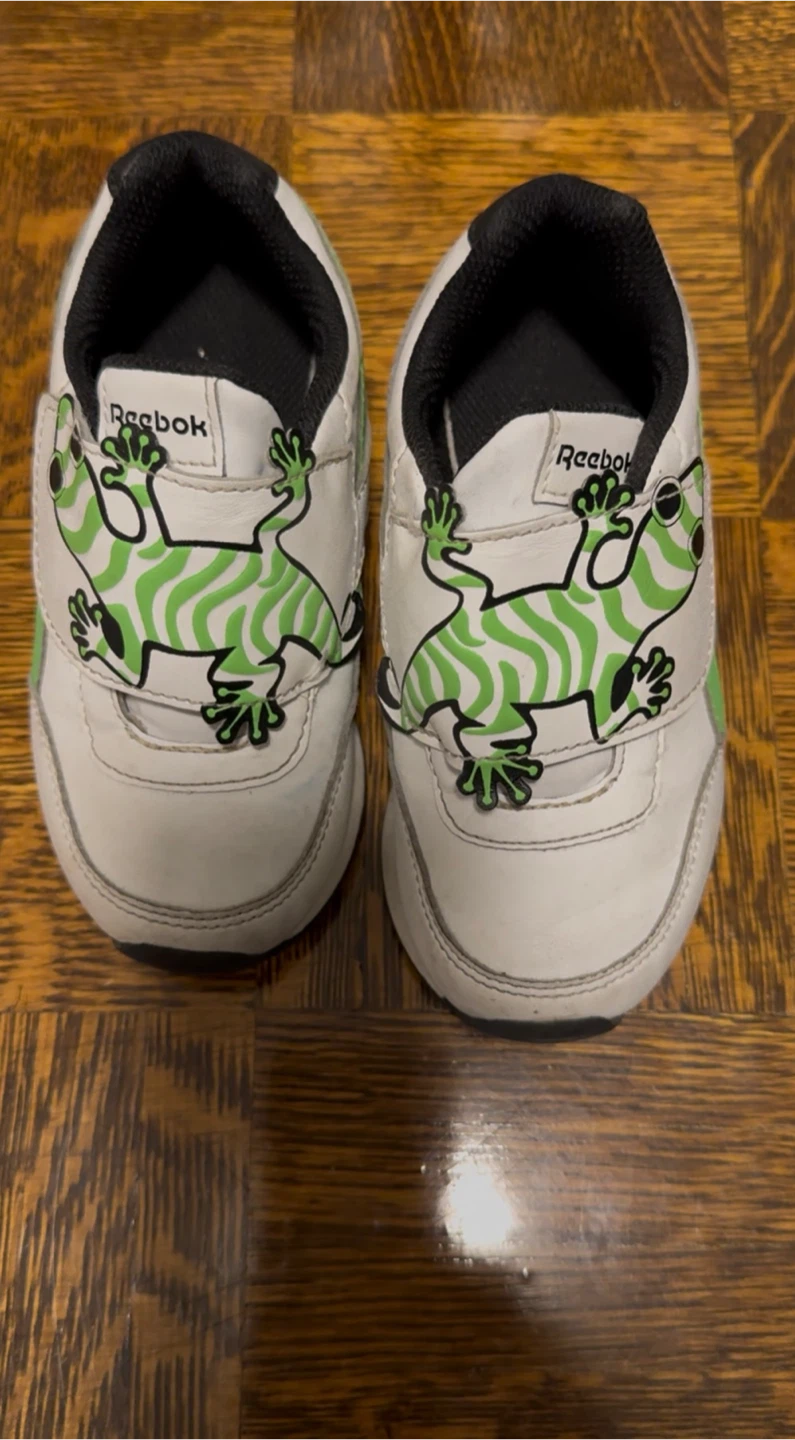 Reebok Kids' White Sneakers with Green Lizards