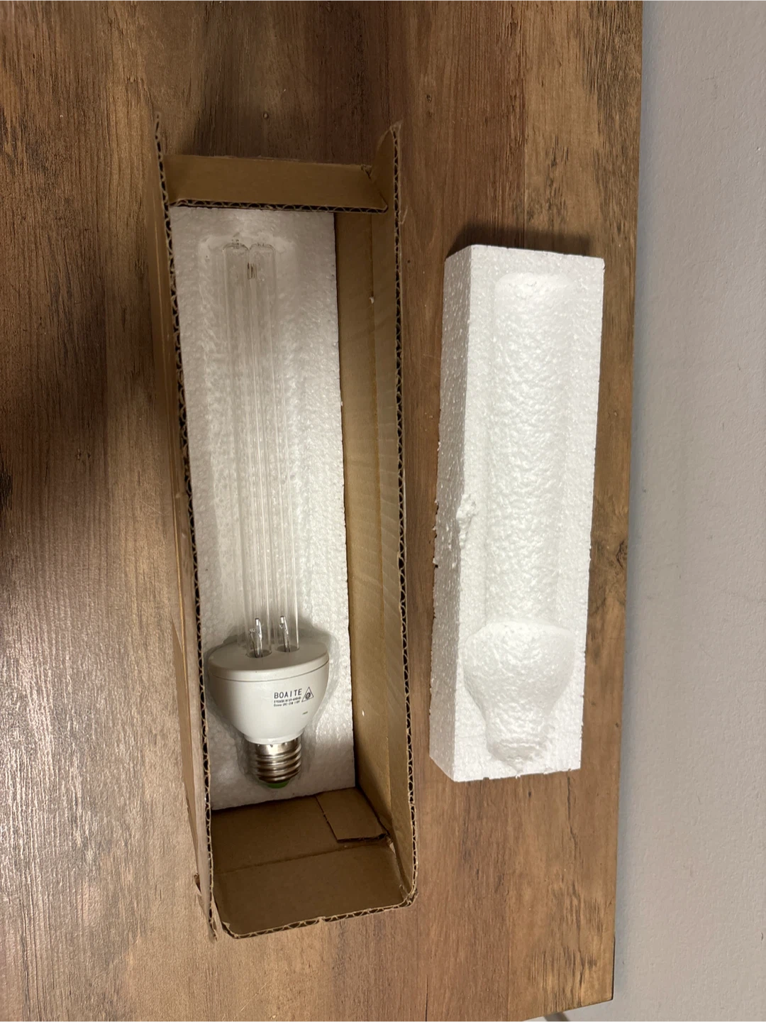 BOAITE UV Ozone Germicidal Lamp - New - photo 3