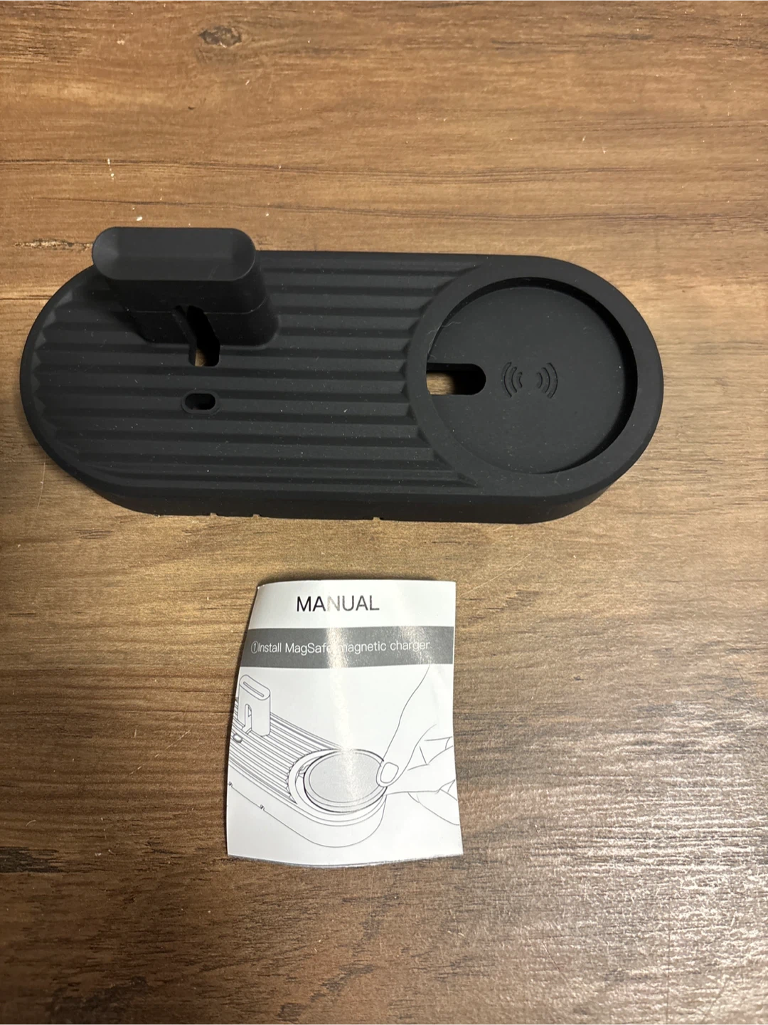 3-in-1 Charging Stand for Apple Devices - photo 5