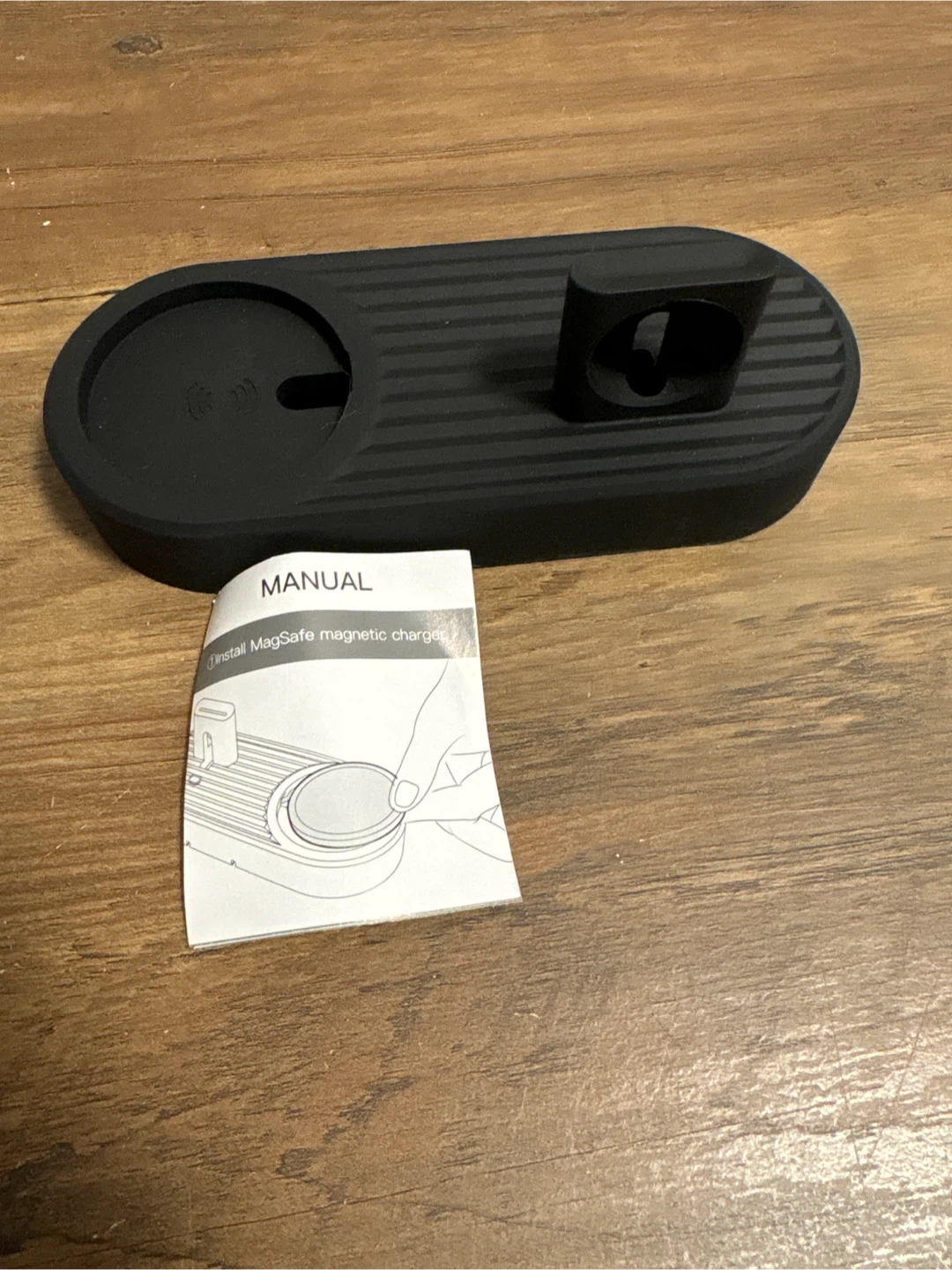 3-in-1 Charging Stand for Apple Devices - photo 4