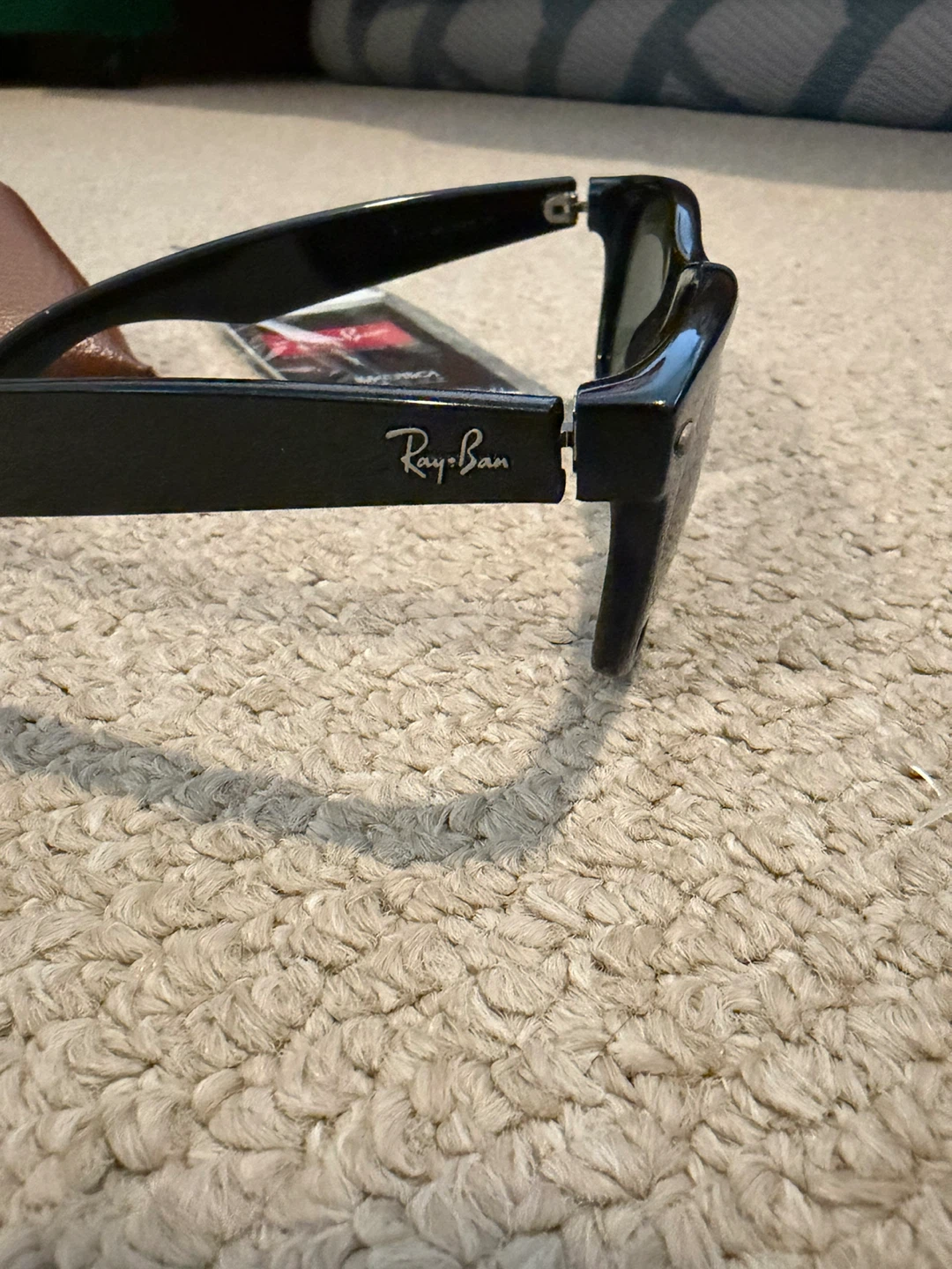 Ray-Ban Wayfarer Sunglasses with Case - photo 4