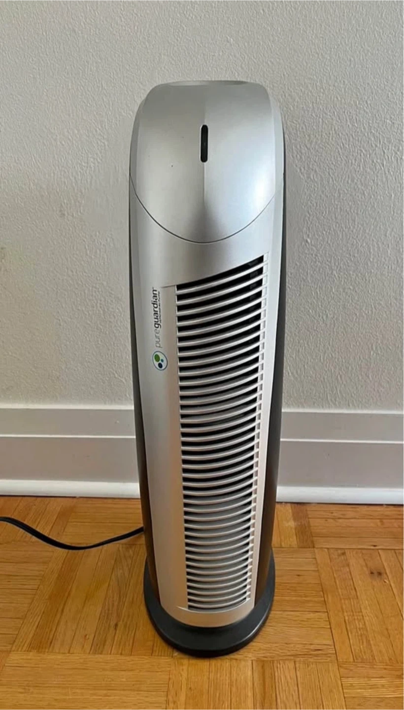 PureGuardian HEPA Air Purifier - Like New!