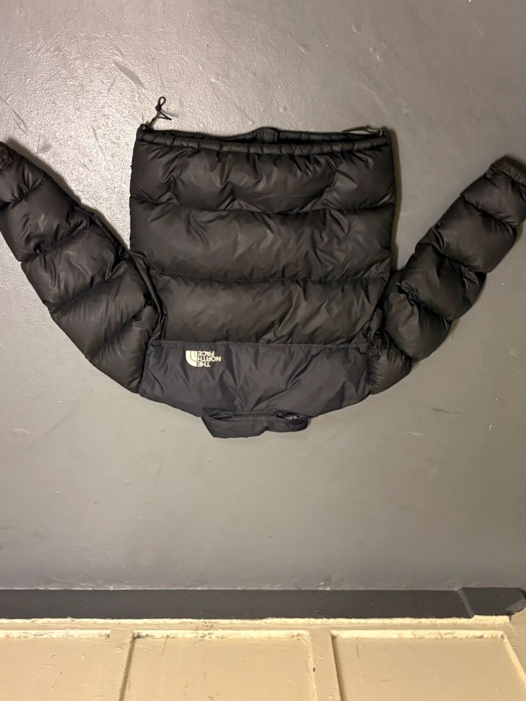 The North Face 700 Puffer Jacket - Size M - photo 3