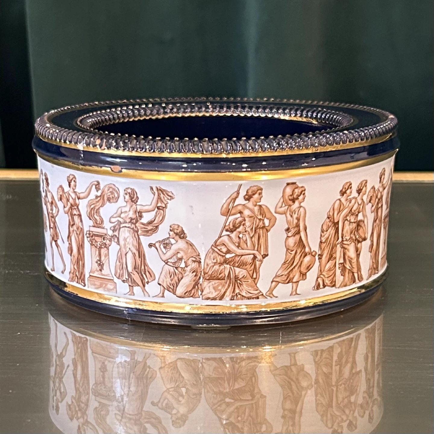 Florentine Neoclassical Majolica Cachepot, Italy c.1950s