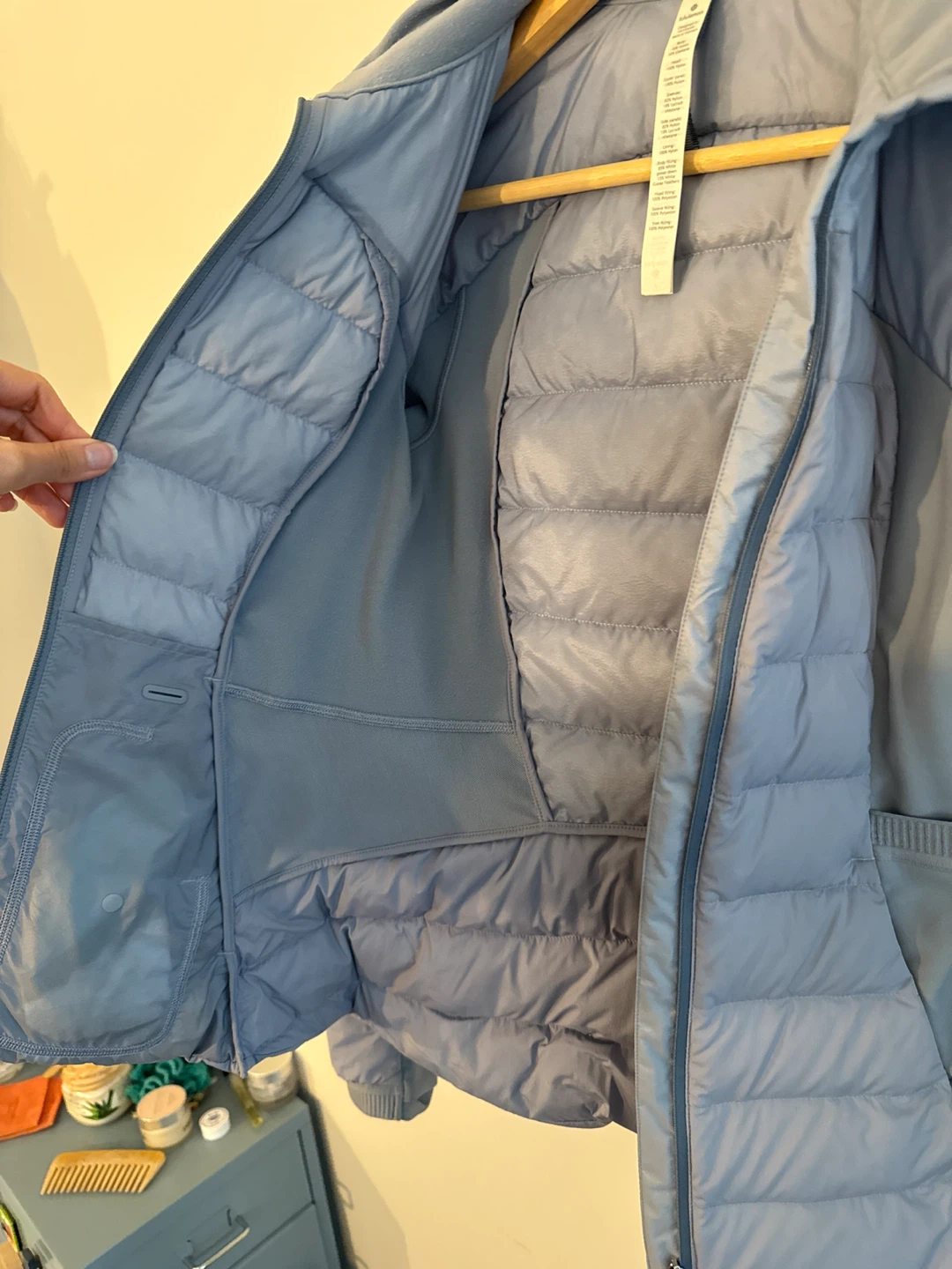 Lululemon Down Jacket Size 2 - photo 4