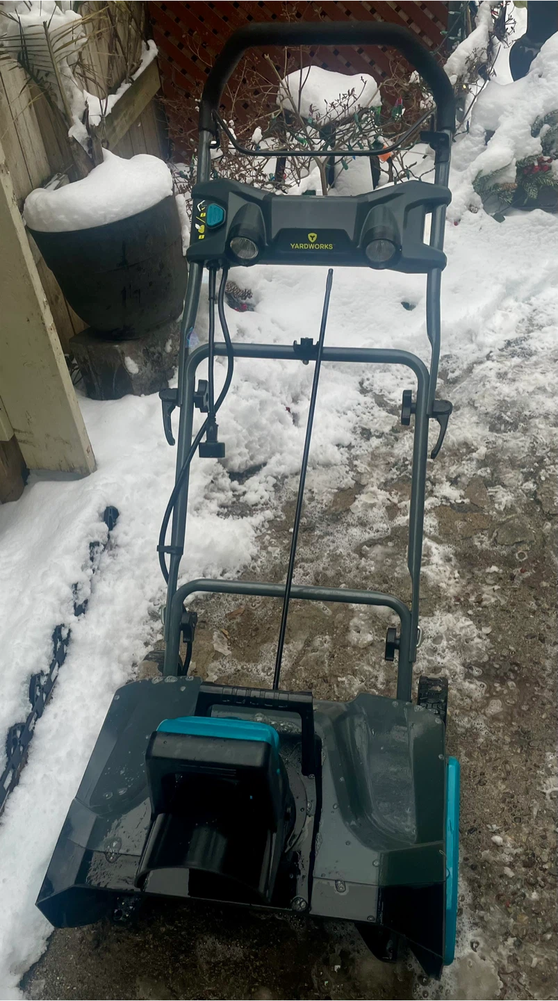 Yardworks Electric Snow Thrower - photo 2