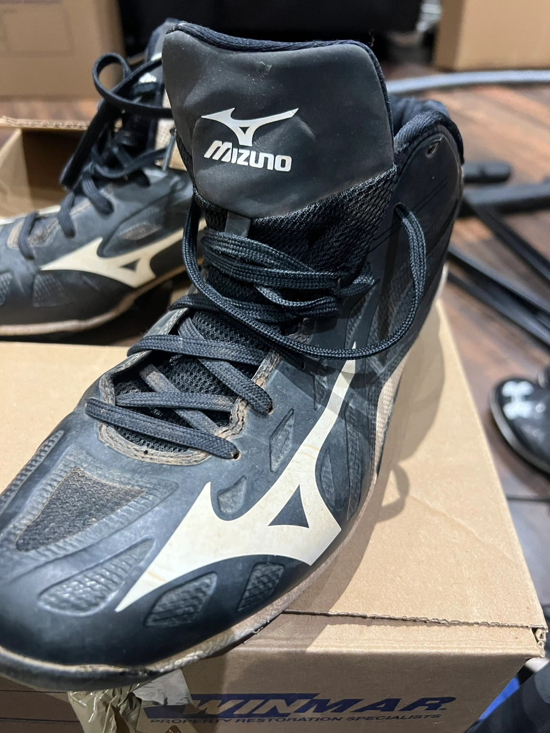 Mizuno Baseball Metal Cleats SIZE 10