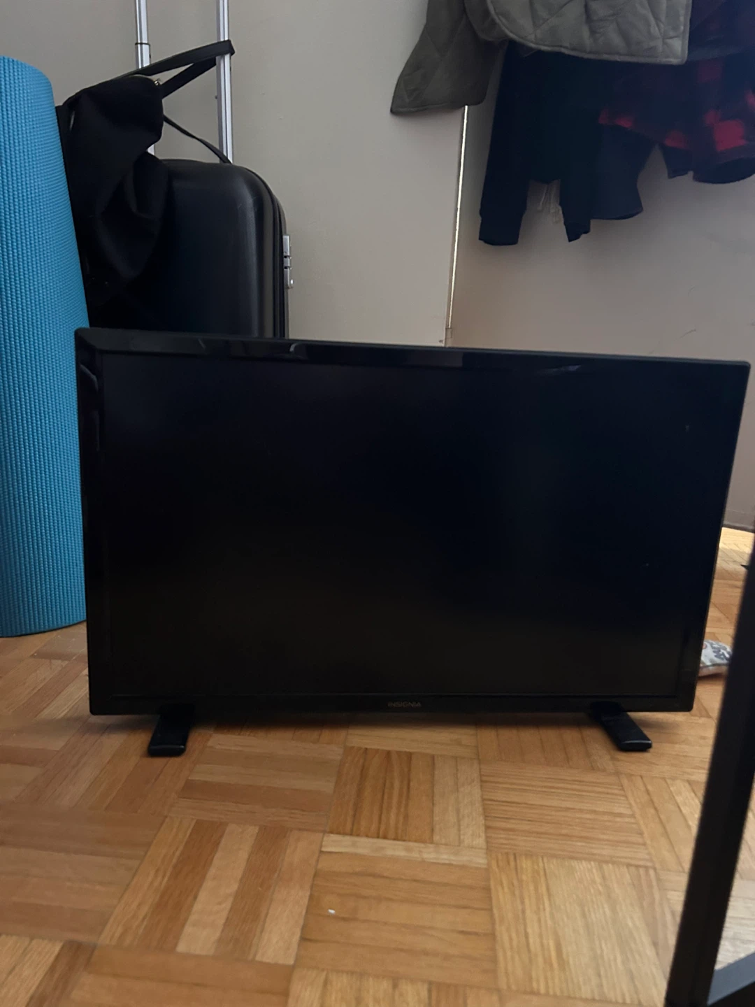 Insignia TV 20 inch
