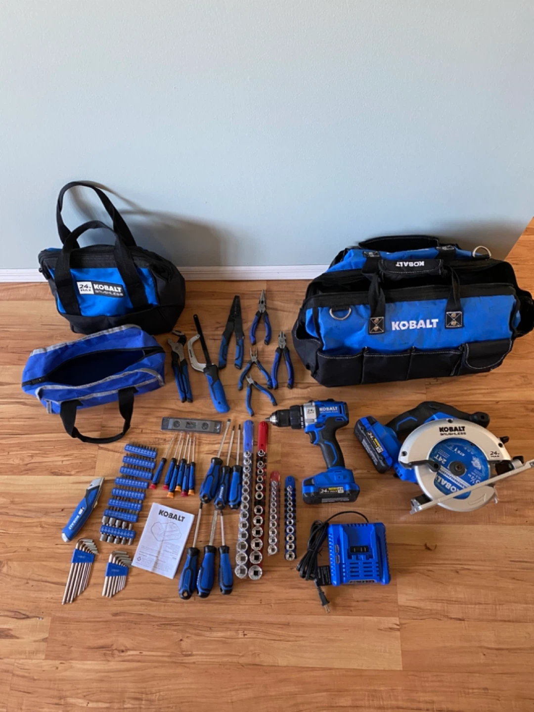Kobalt Tool Set with Drill and Saw - photo 3