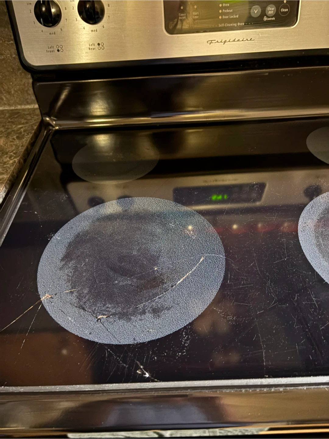 Frigidaire Self-Cleaning Oven - photo 3