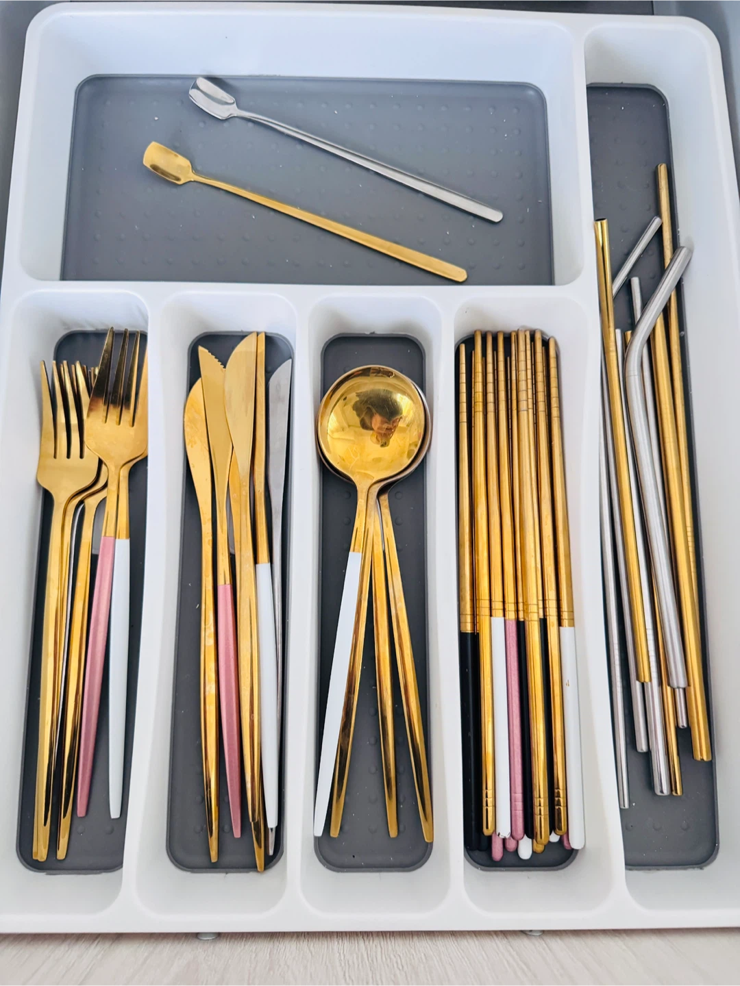 Gold & Silver Cutlery Set