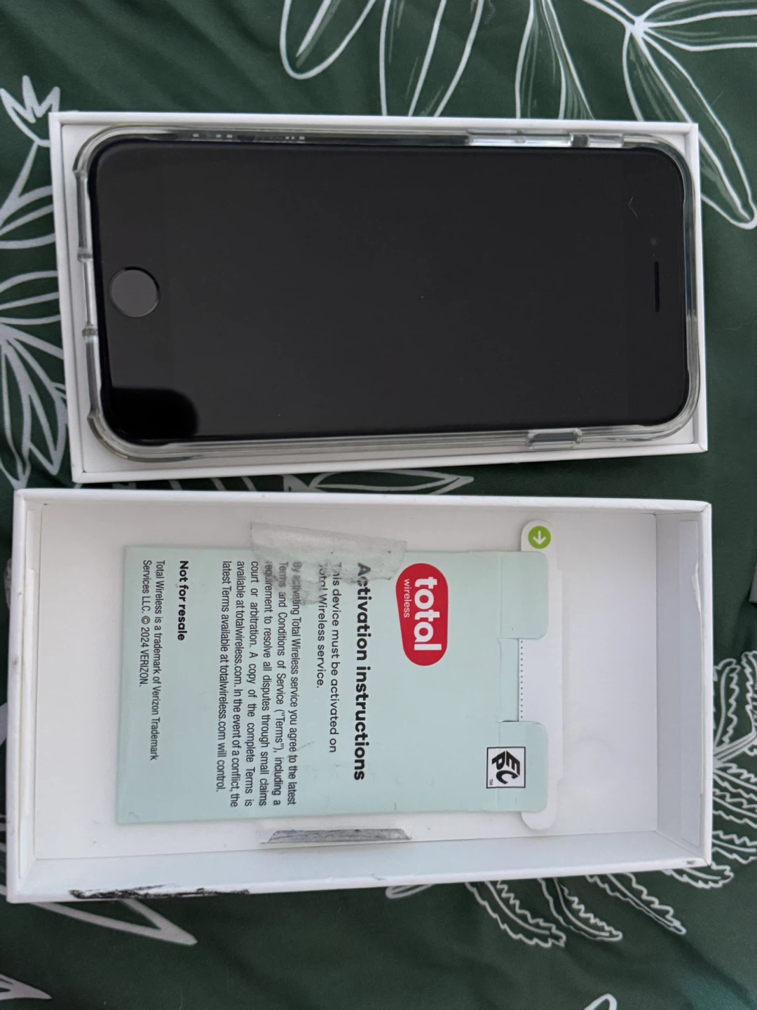 Apple iPhone SE Black (New) - photo 4