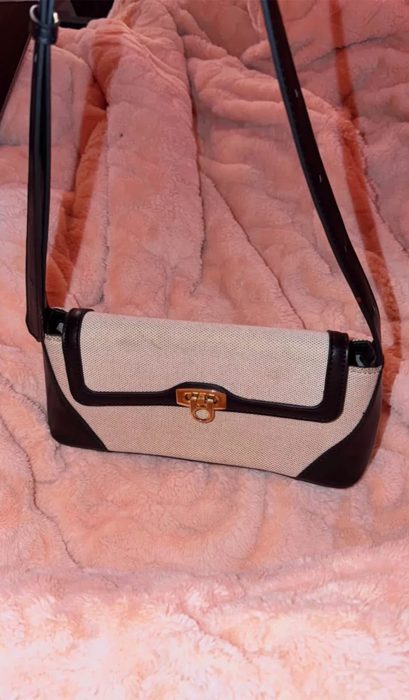 Shoulder bag