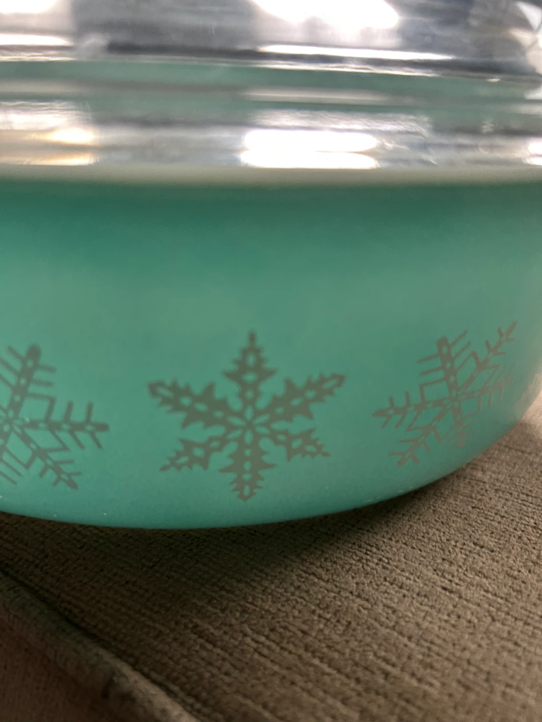 Vintage Pyrex Turquoise Snowflake Casserole Dish