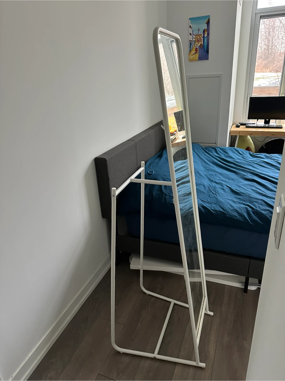Freestanding Mirror with Rack - photo 2