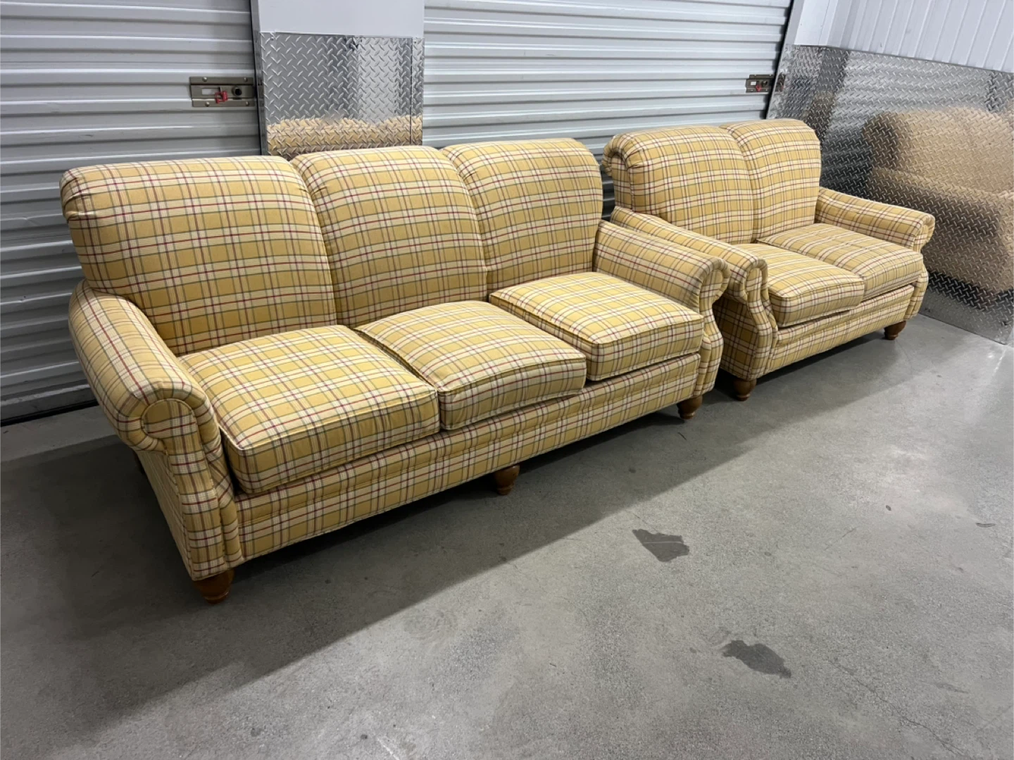 2 PIECE COUCH SET BY LA-Z-BOY