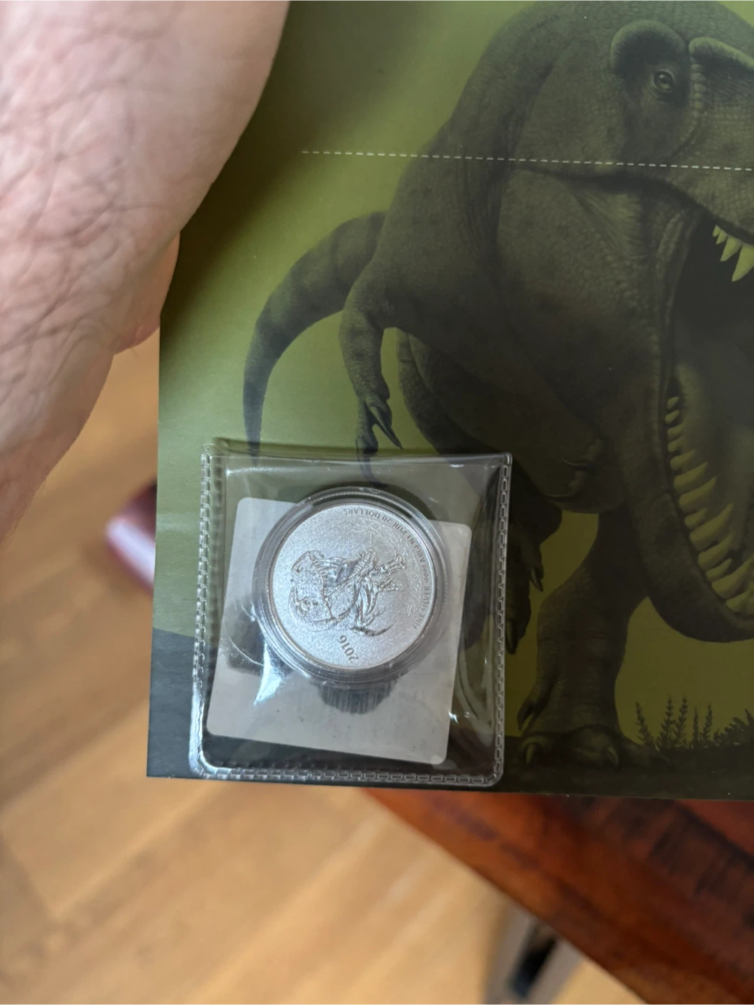 2016 Fine Silver 9999 Tyrannosaurus Rex $20 Coin - photo 2
