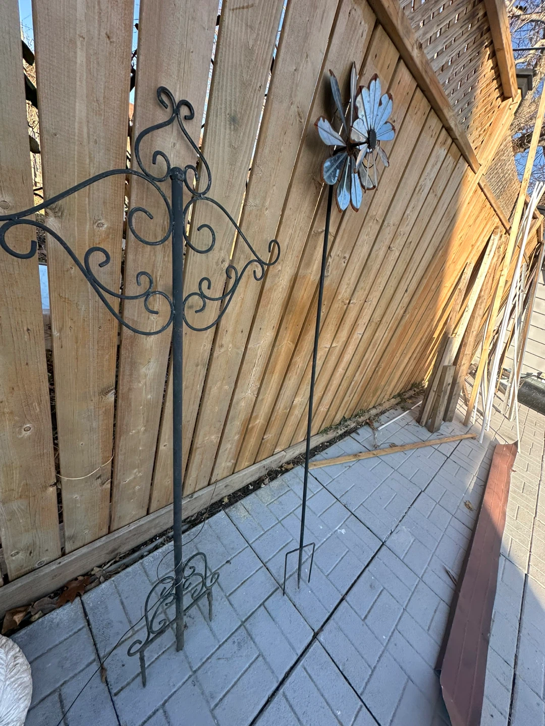 Metal Garden Art Decor