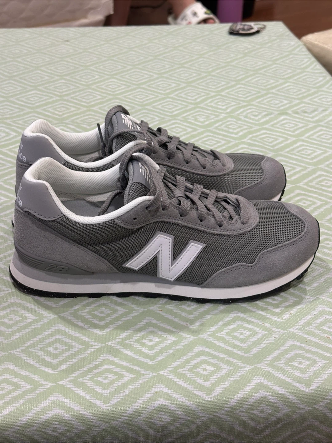 Unisex New Balance 515 Grey Sneakers US 9.5 Men’s US 11 women