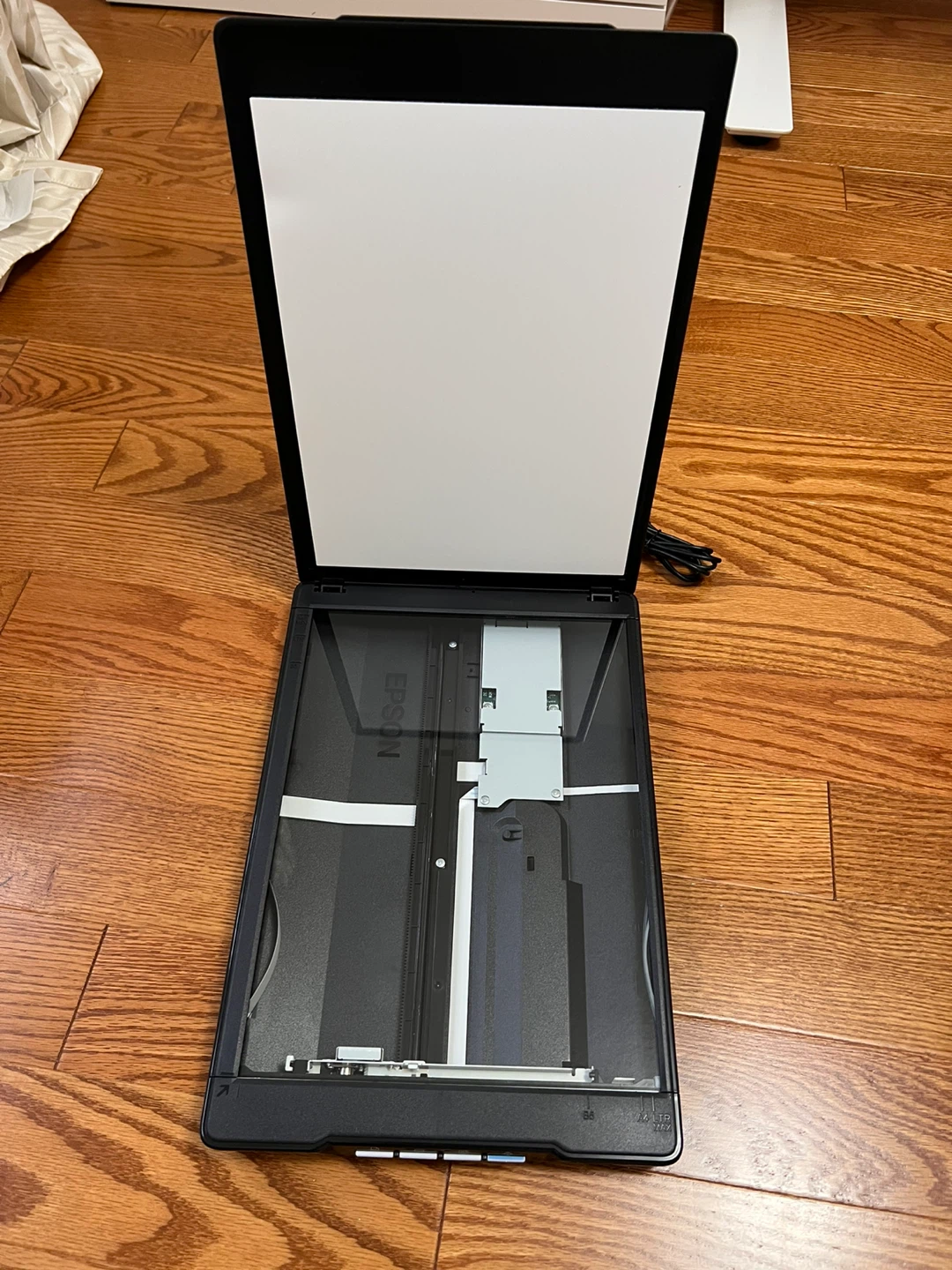 Epson Perfection V19 II Scanner - photo 2