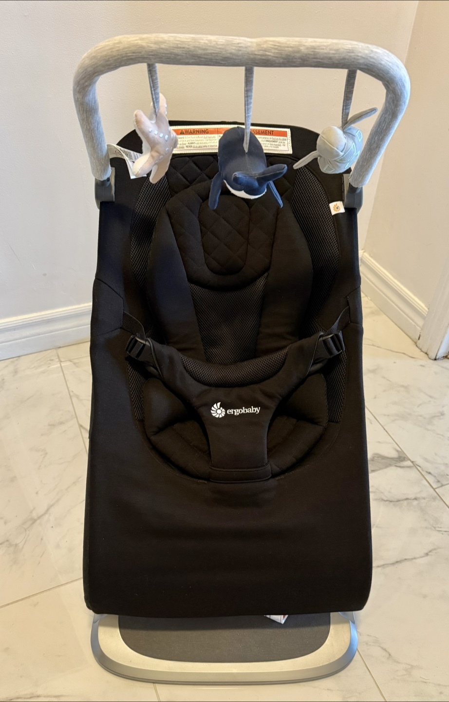 Ergobaby Evolve Bouncer with Toy Bar