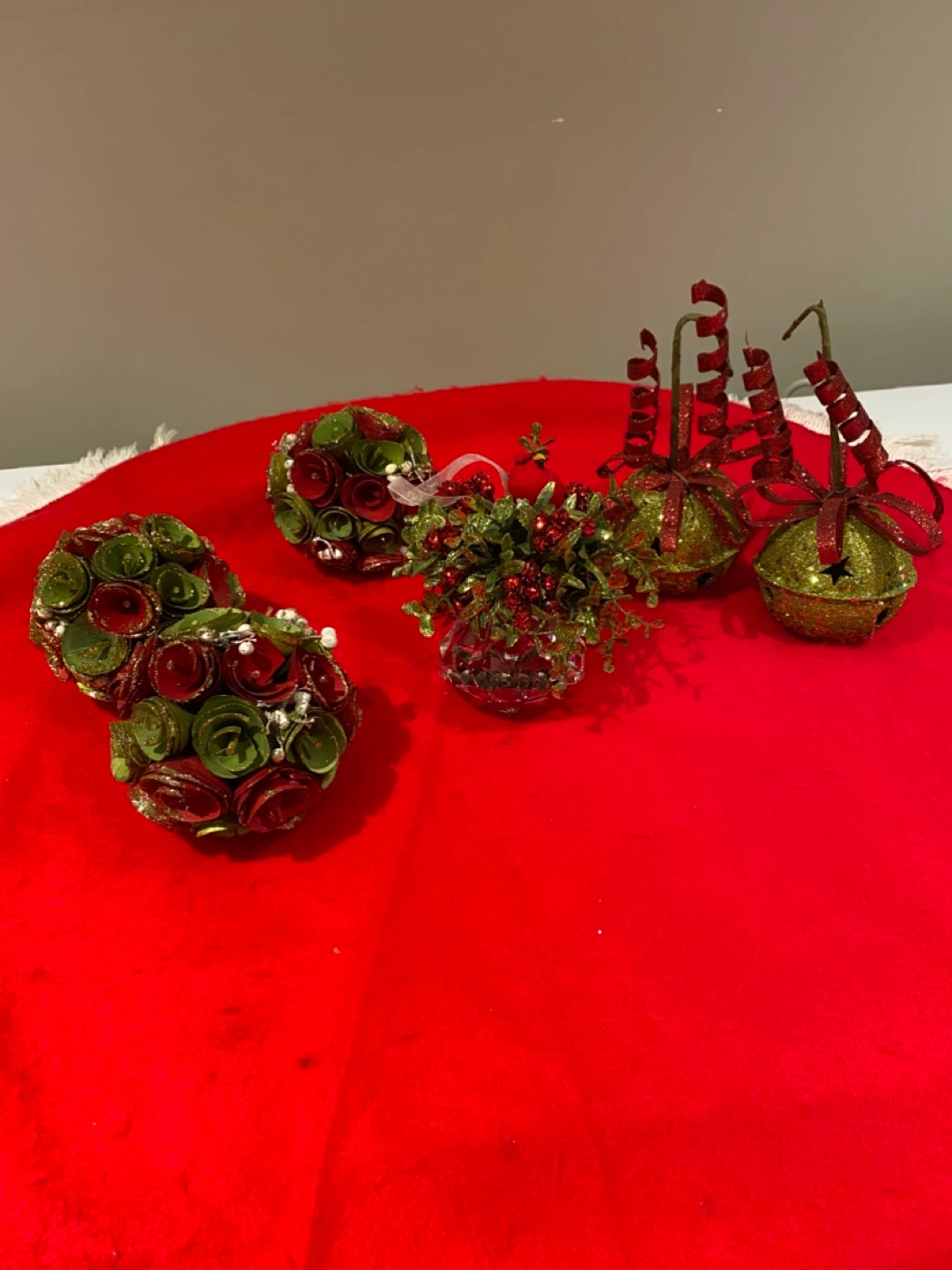 Christmas Mistletoes/ ornaments - photo 3