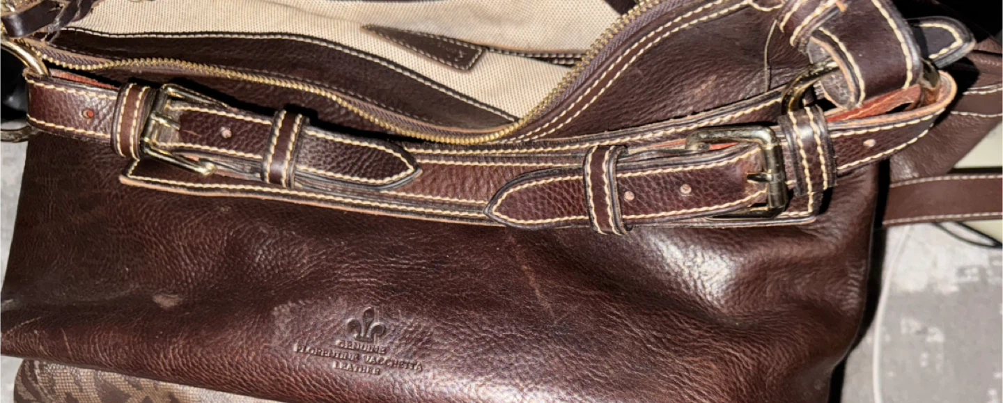 Dooney & Bourke Leather Handbag