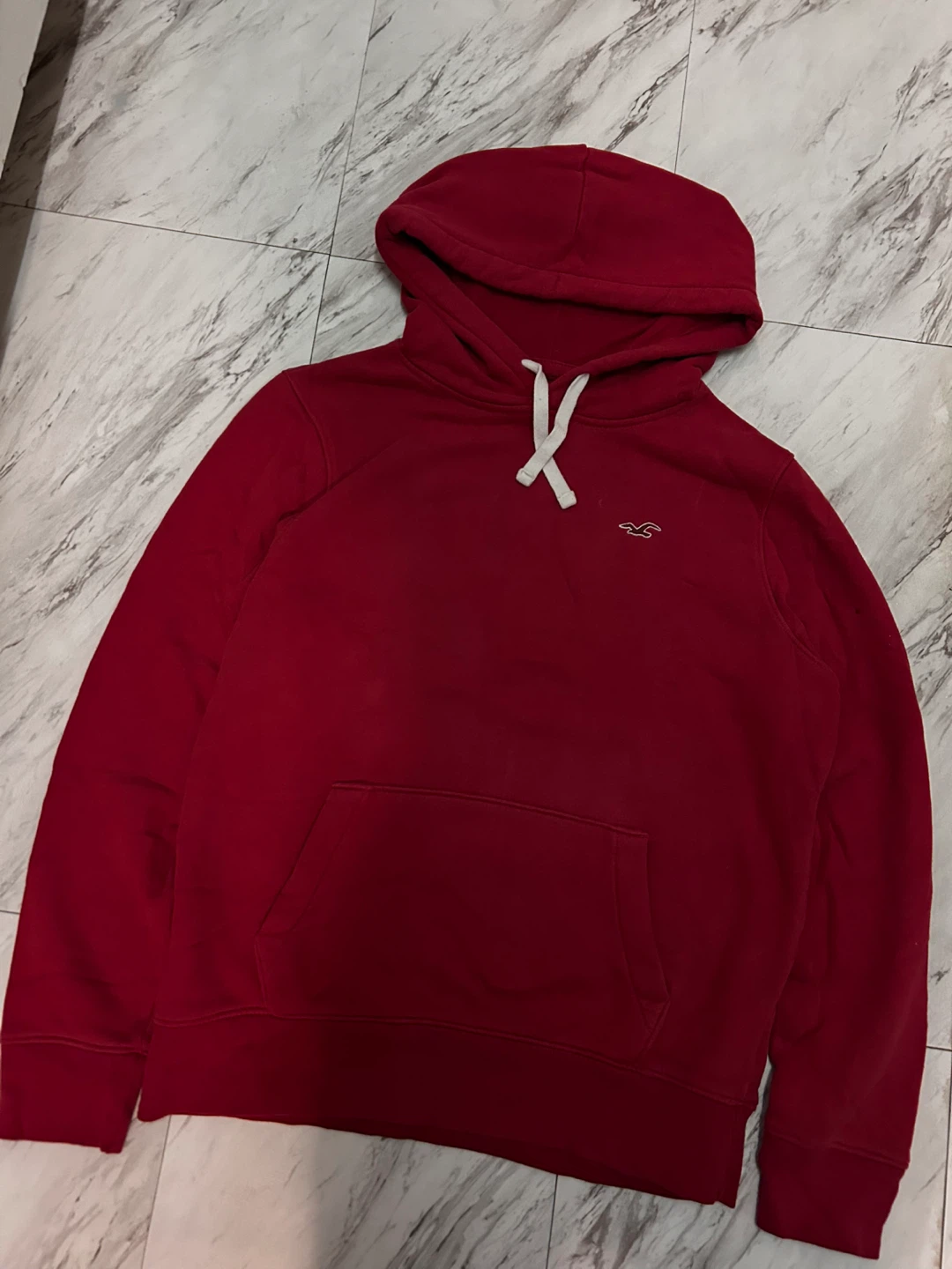 Red Burgundy Hollister Co. hoodie / Size - Medium