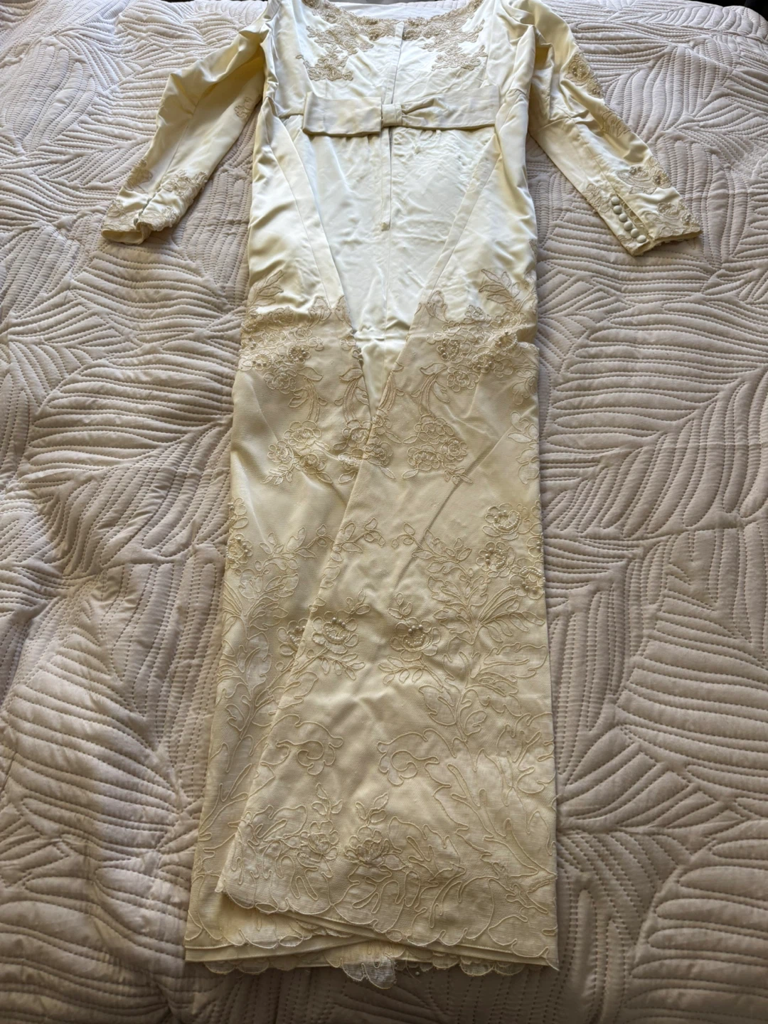 Vintage Wedding Gown in Box - photo 3