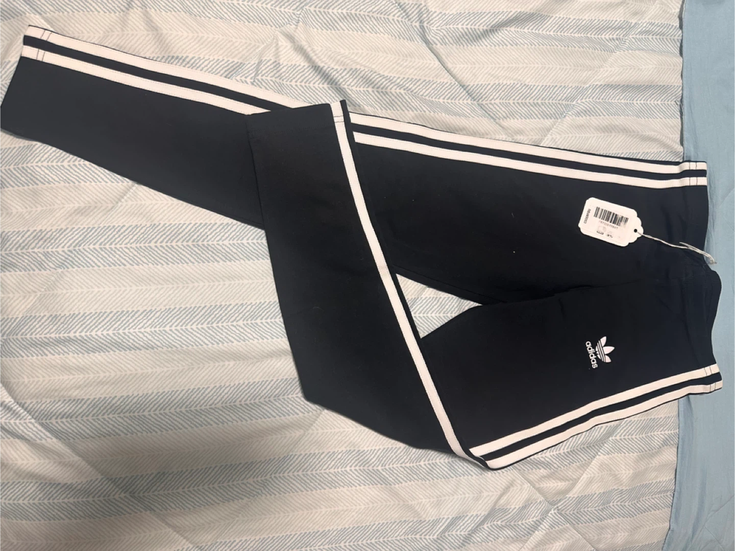 New Adidas 3-Stripe Leggings - Size 9-10 (140) - photo 2