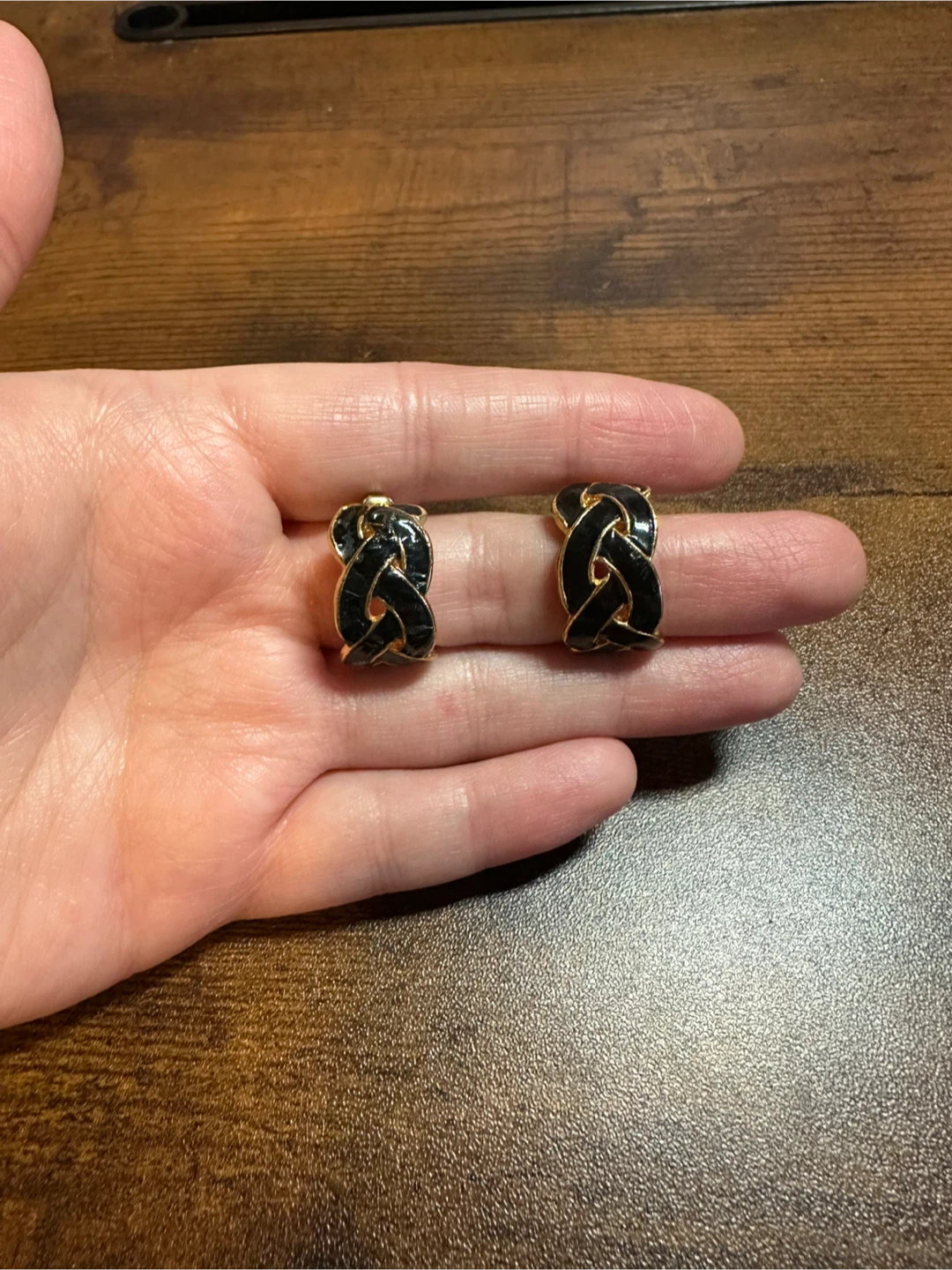 Black & Gold Knot Stud Earrings - photo 3