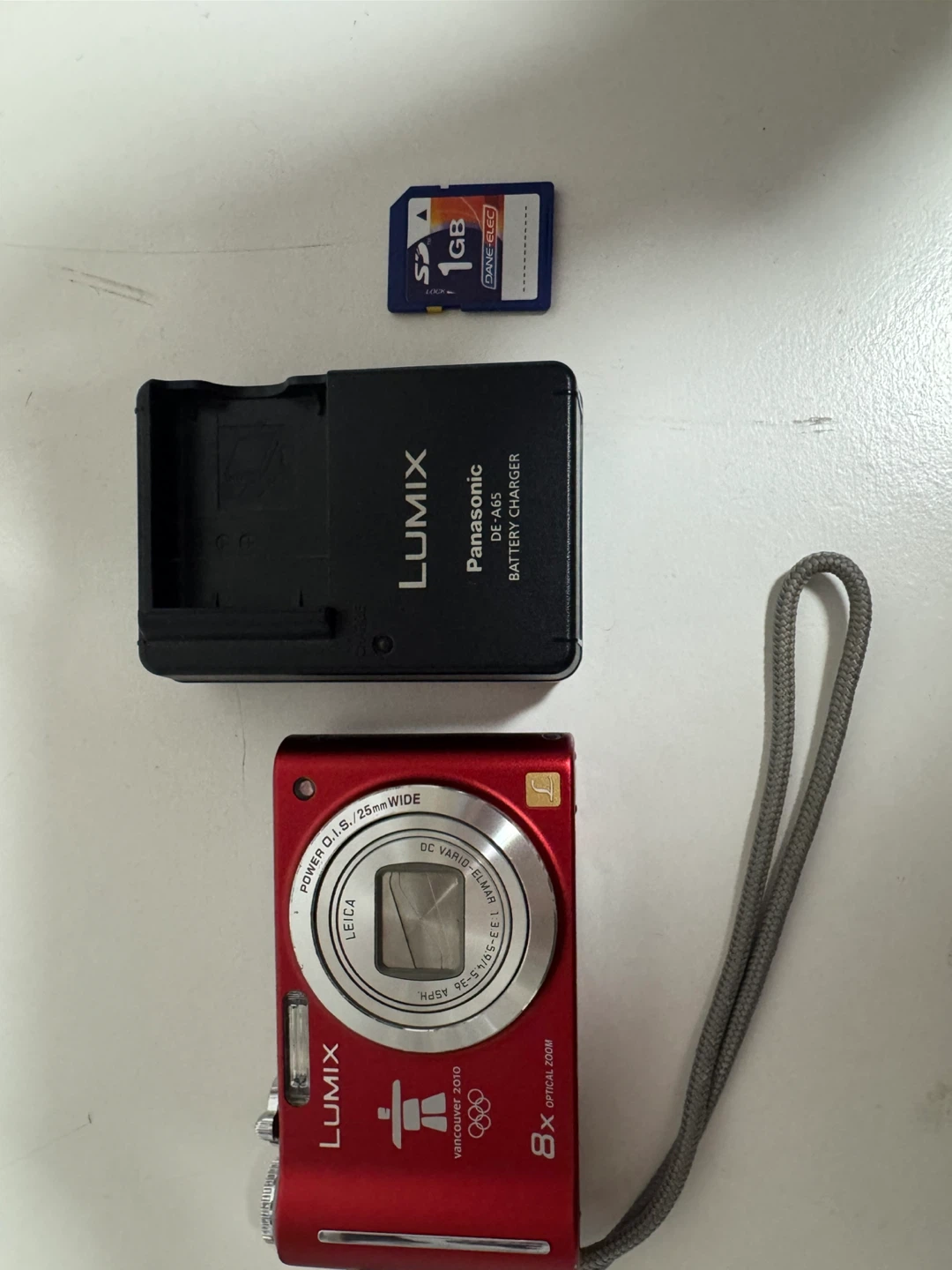 Panasonic Lumix Vancouver 2010 Digital Camera - photo 4