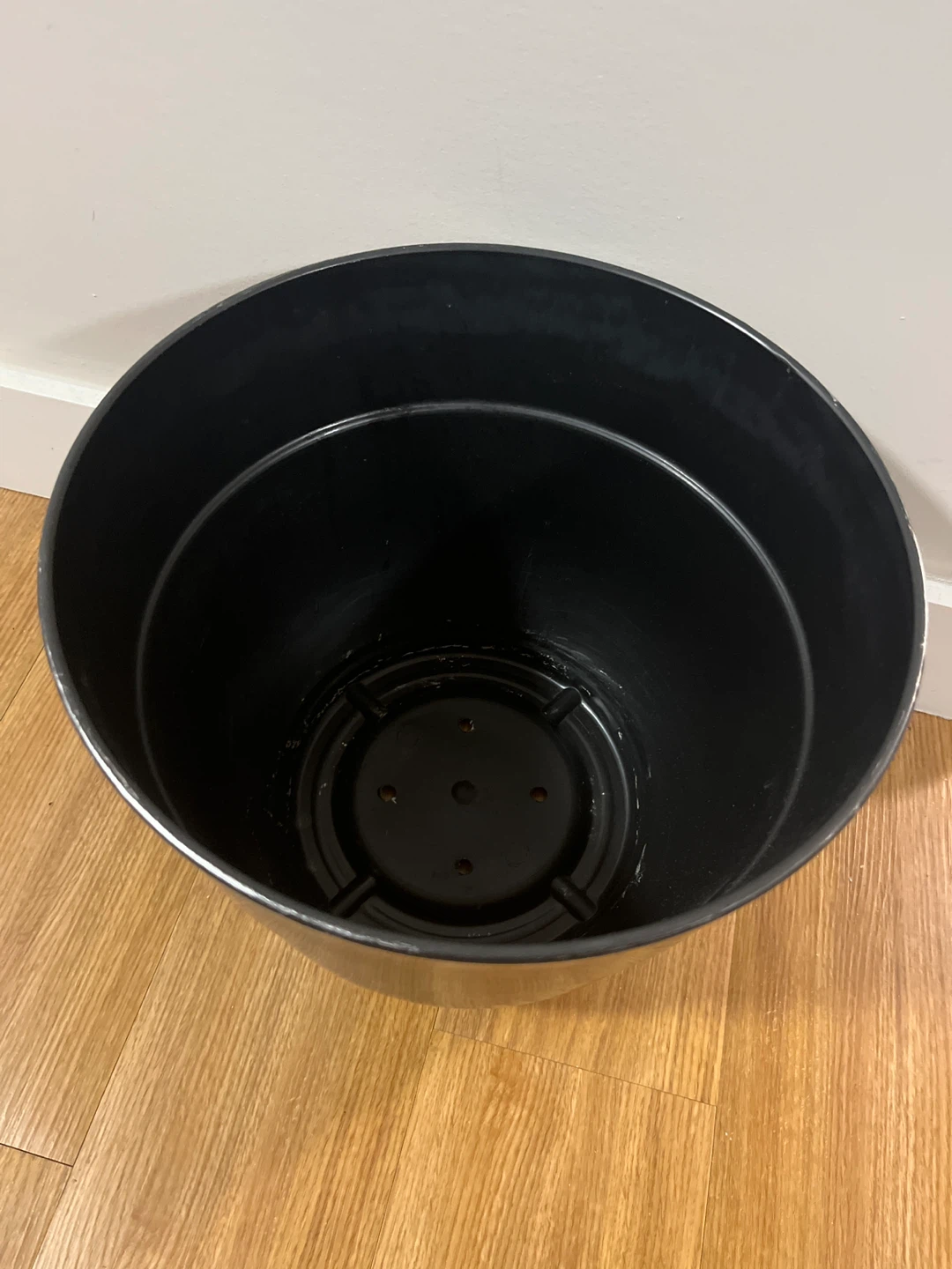 Black and Bronze Decorative Plant Pot - photo 2