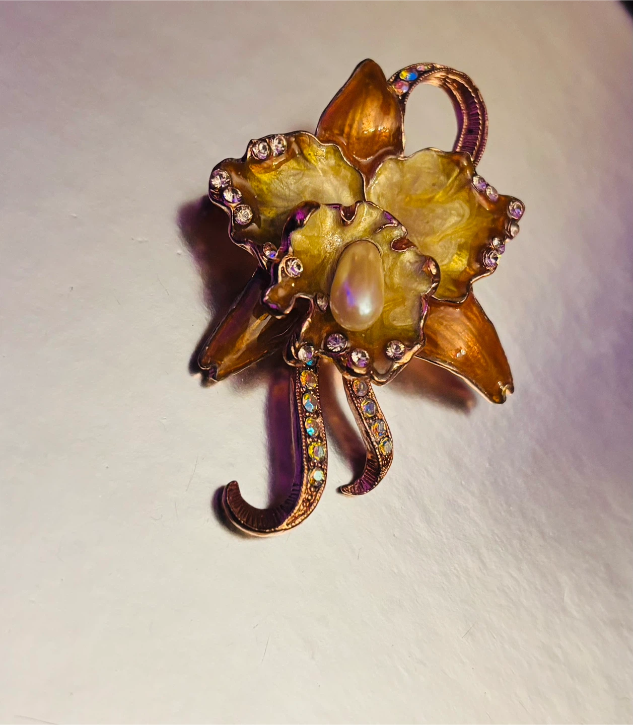 Flower Brooch Pin - Gold Tone - photo 3