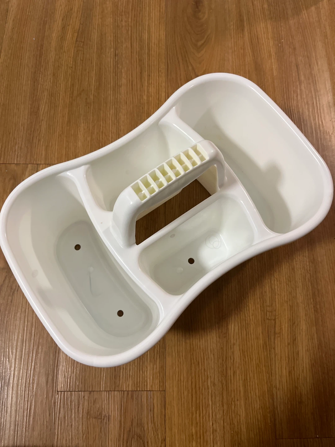 White Plastic Organizer Caddy