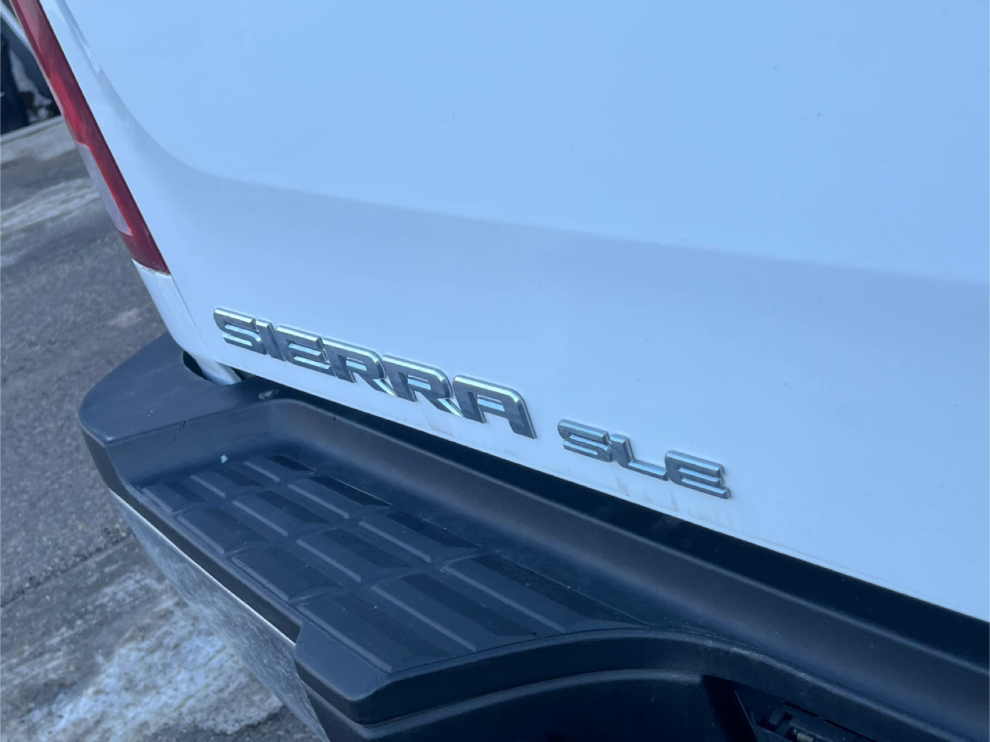 2011 GMC Sierra SLE 2500 HD Truck