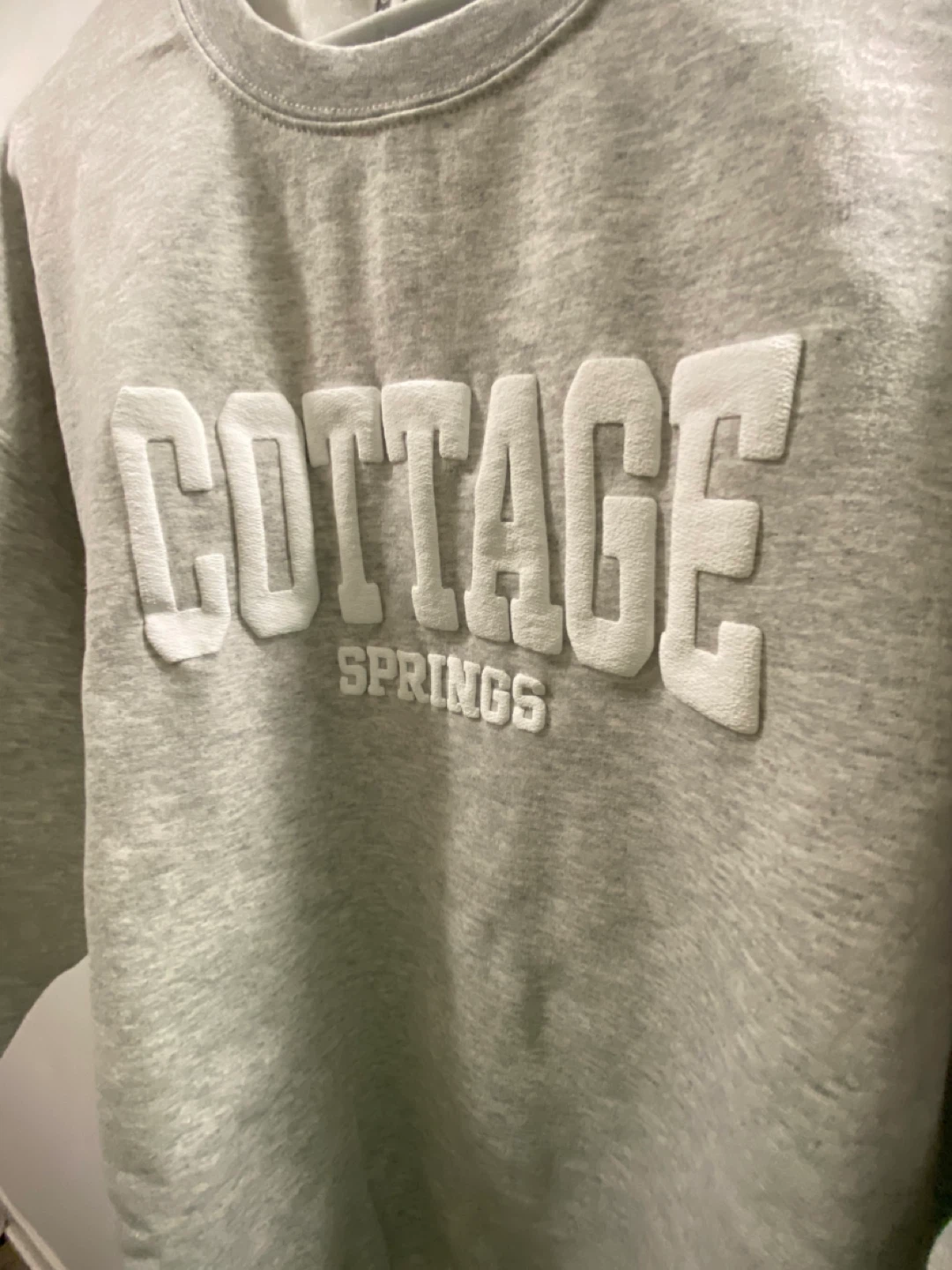 NEW - Random XL Men's Sweatshirt & cap - photo 3