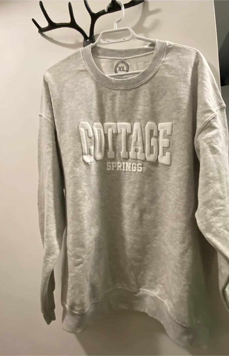 NEW - Random XL Men's Sweatshirt & cap