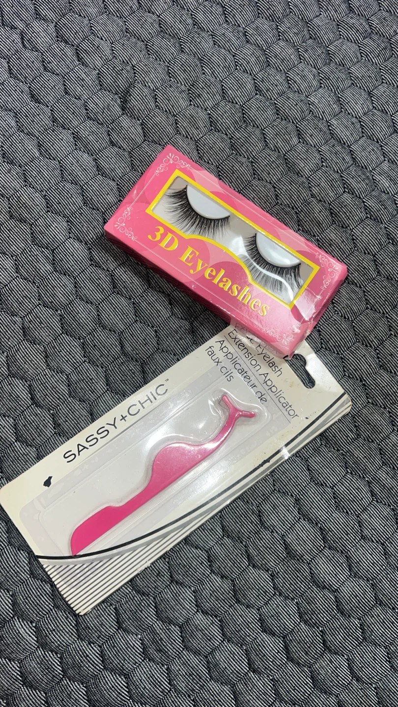 Sassy+Chic Eyelash Extension Applicator & 3D Eyelashes