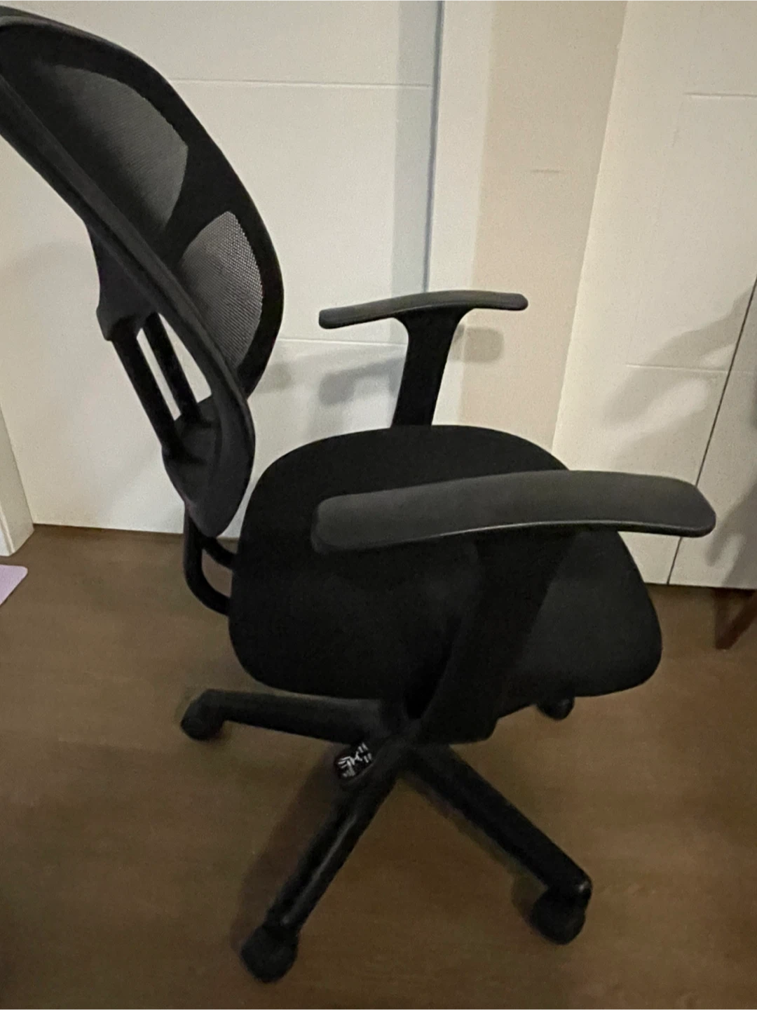 Black Mesh Office Chair