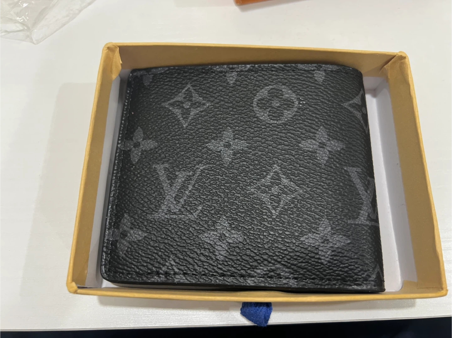 Louis Vuitton Black Wallet with Box !!NEED GONE ASAP!! - photo 2