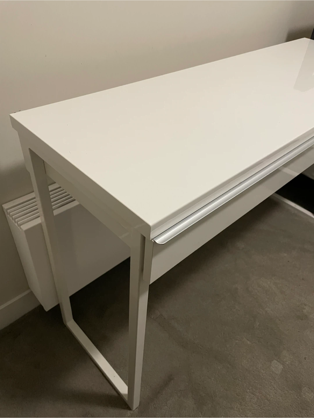 Ikea Besta Desk - White - photo 2