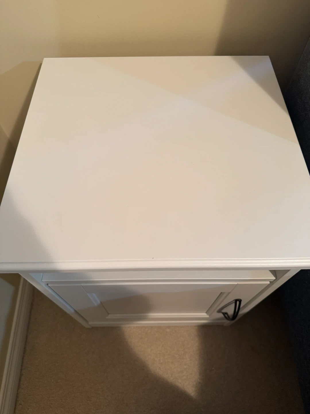 IKEA Songesand White Dresser & 2 Nightstand - photo 4