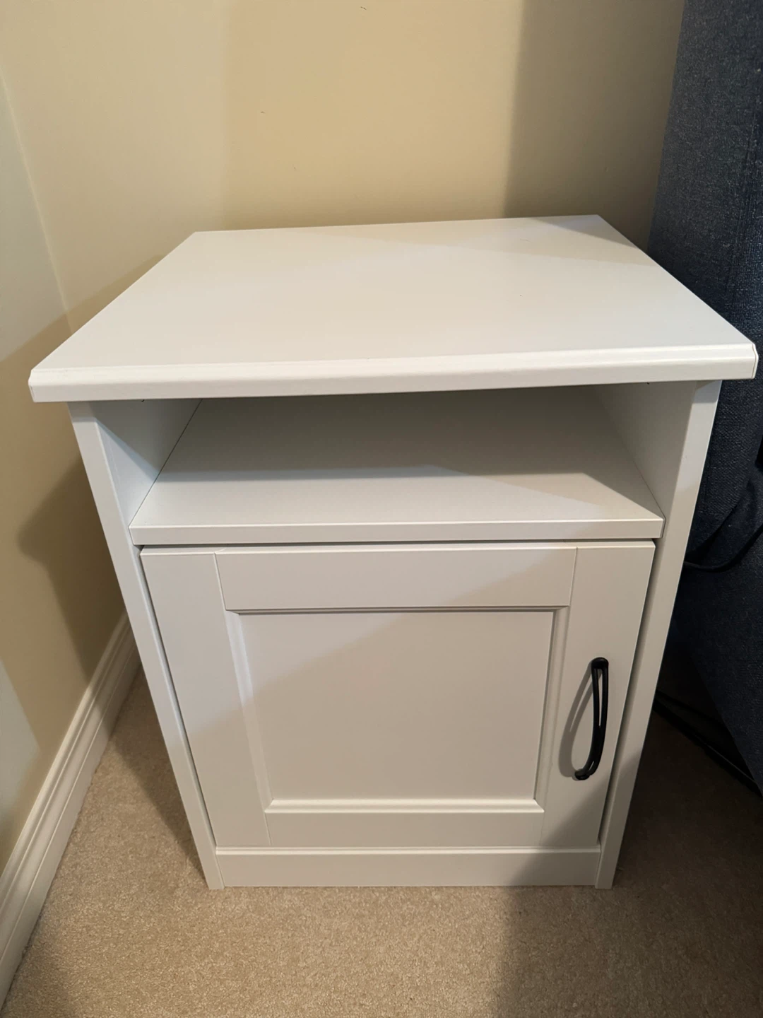 IKEA Songesand White Dresser & 2 Nightstand - photo 3