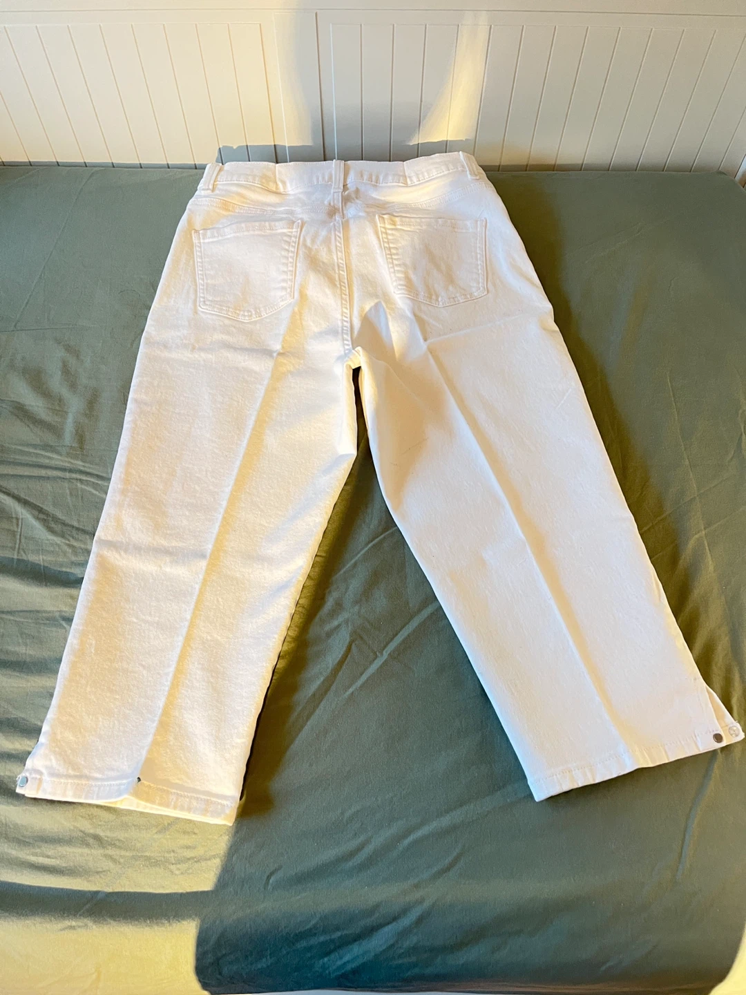 Gloria Vanderbilt White 3/4 Jeans - photo 3